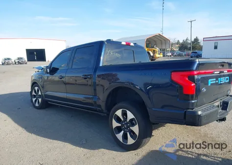 2023 Ford F-150 Lightning Platinum z USA, uszkodzony, nr VIN 1FT6W1EV7PWG25764